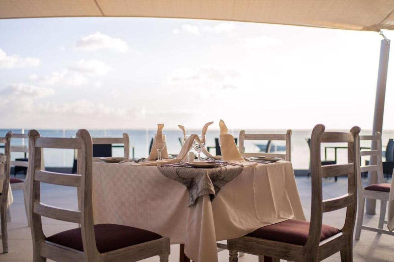 Gold Beach Resort Flic en Flac Екстер'єр фото