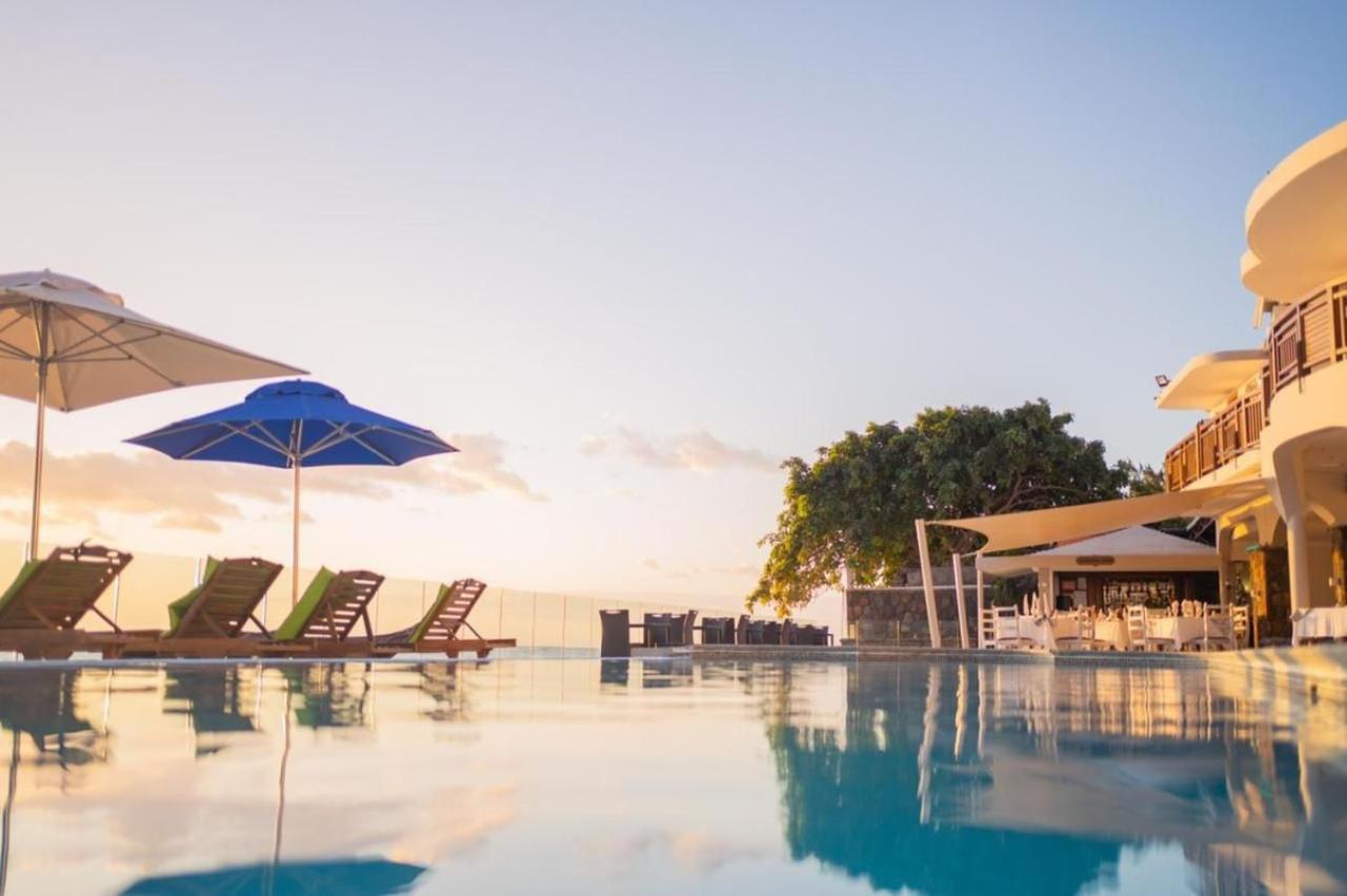 Gold Beach Resort Flic en Flac Екстер'єр фото