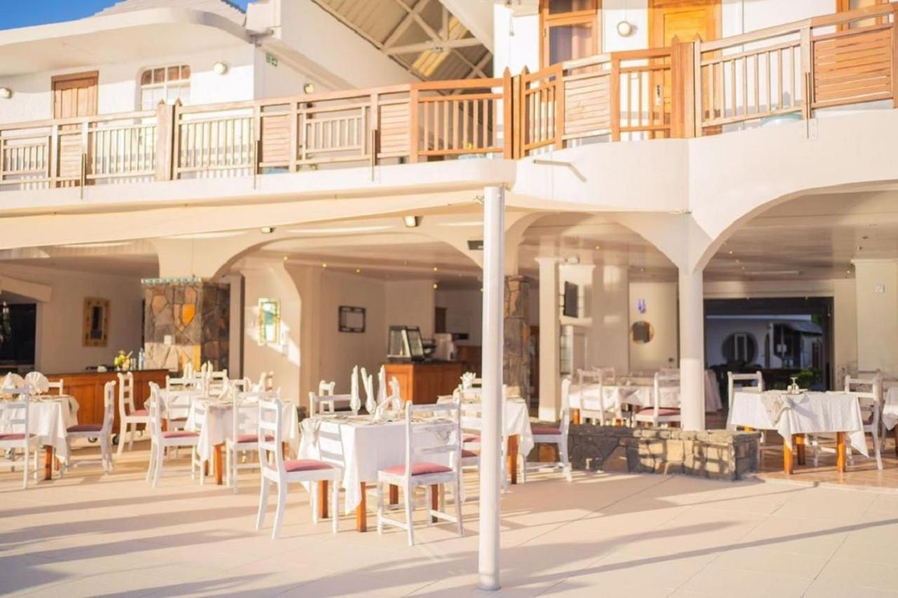 Gold Beach Resort Flic en Flac Екстер'єр фото