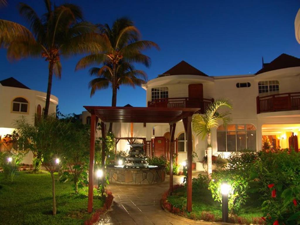 Gold Beach Resort Flic en Flac Екстер'єр фото