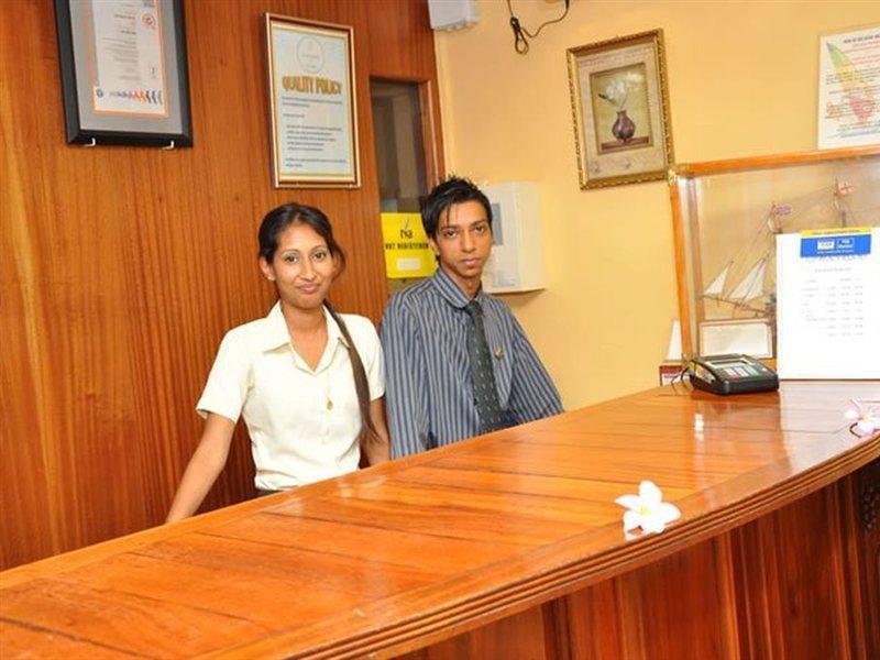 Gold Beach Resort Flic en Flac Екстер'єр фото