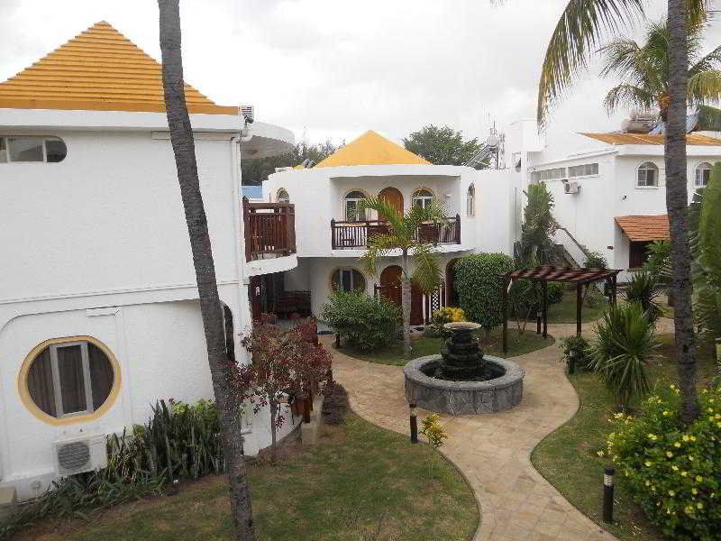 Gold Beach Resort Flic en Flac Екстер'єр фото